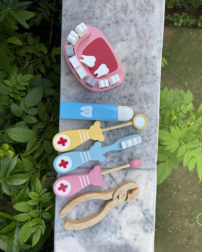 Playbox Happy Teeth-Includes 10 Teeth & 6 Tools-Promotes Role Play-Pretend & Play Toy-12M+