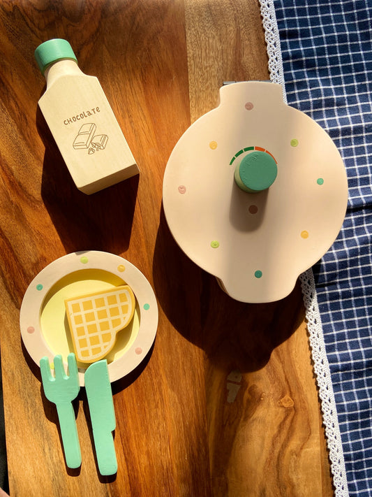 Playbox Sweet Treat Beige Waffle Maker-Includes 7 Pieces-Promotes Role Play-Pretend & Play Toy-12M+