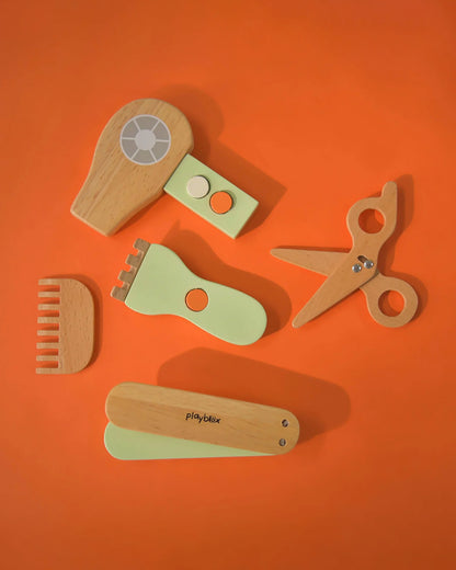 Playbox Comb & Shine-Includes 7 Pieces-Promotes Role Play-Pretend & Play Toy-12M+