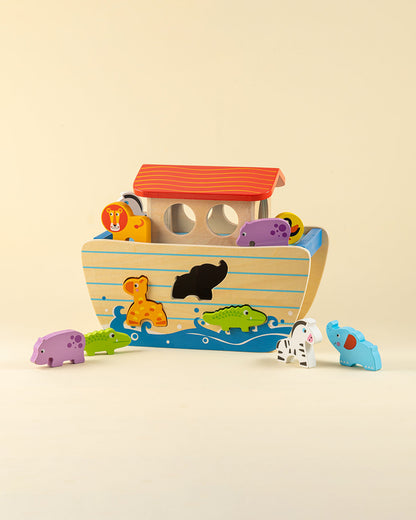 Playbox Wild Cruise-Includes Ship & 14 Animals-Enhances Hand Eye Coordination-Shape Sorter & Stacker-Learning & Educational Toys-12M+