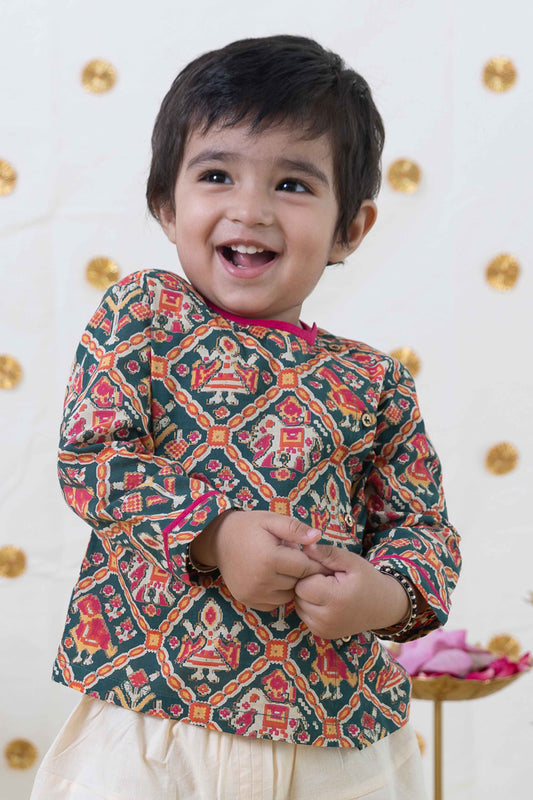 Tiber Taber Multicolor Kurta Dhoti-Gujarati Patola Print-Cotton-For Infants