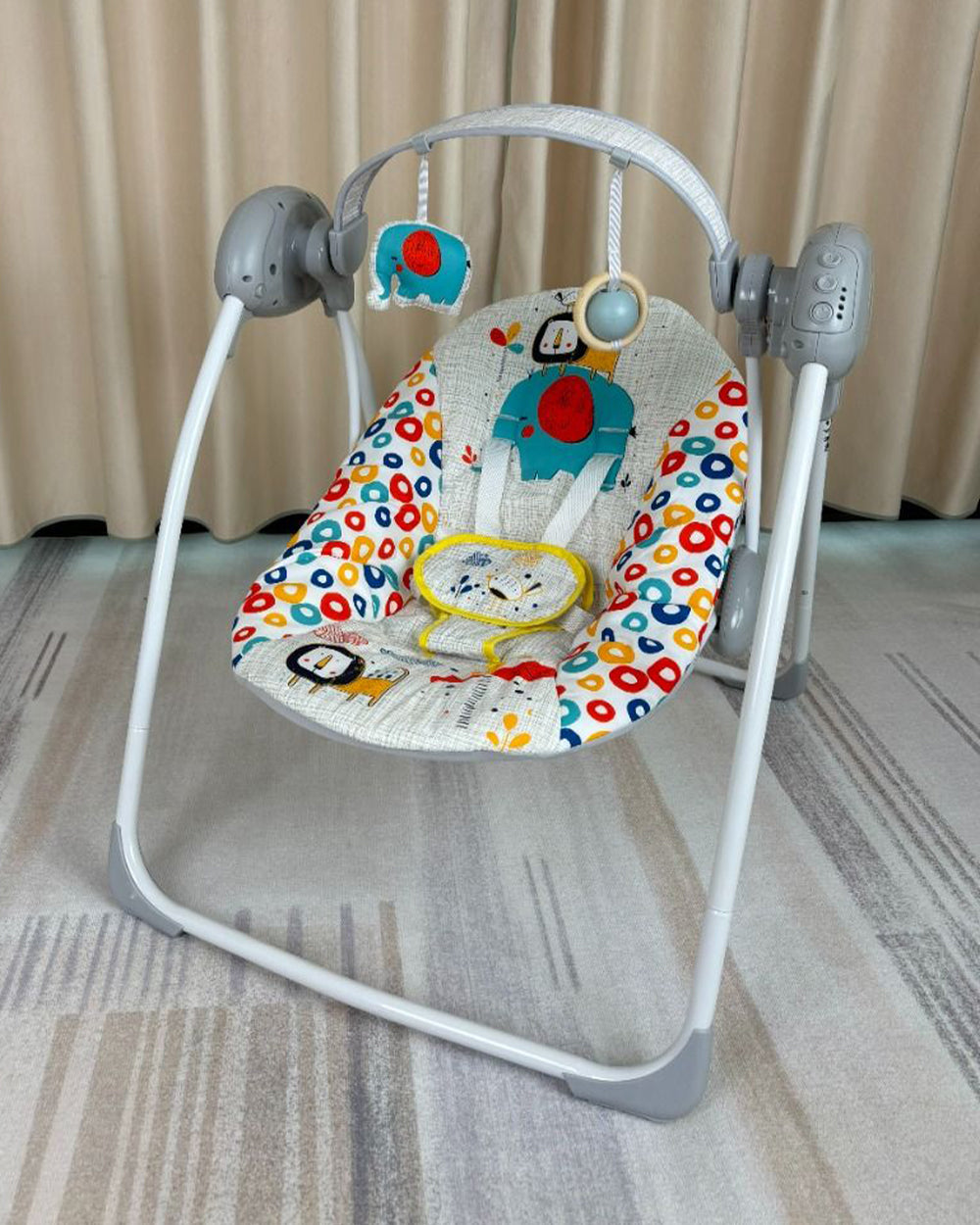 Ladida Baby Swing-6 Classic Melodies-5 Swing Speed Modes-5 Point Harness-Removable Adjustable Toy Bar-3 Months Warranty-Upto Kg-Safari