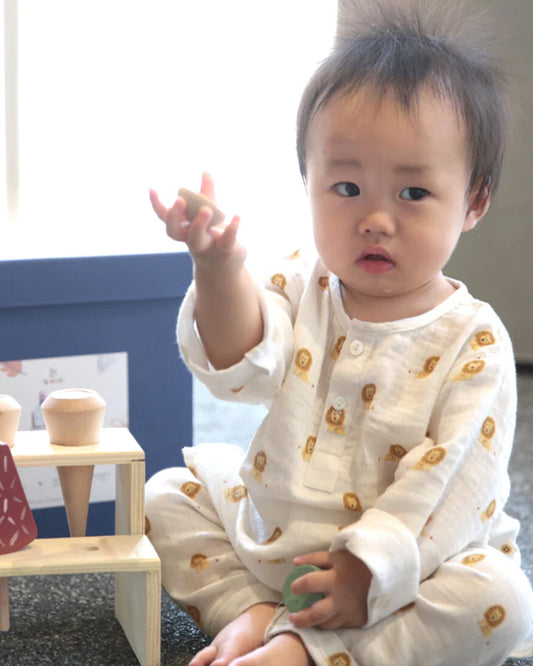 Dulaar Just Lion Around Top & Pajama Set-Printed-Long Sleeves-Organic Cotton-For Infants