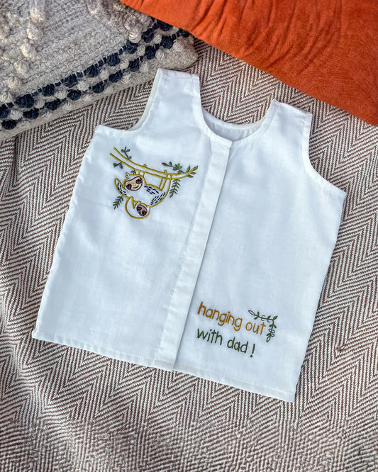 Bhaakur White Printed Jhablas-100% GOTS Certified Cotton-Sleeveless-Pack of 5-For Infants