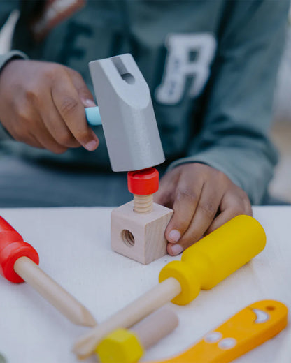 Nesta Toys Wooden Tool Kit Set & Tool Box-Includes 33 Tools-Promotes Role Play-Pretend & Play Toy-36M+