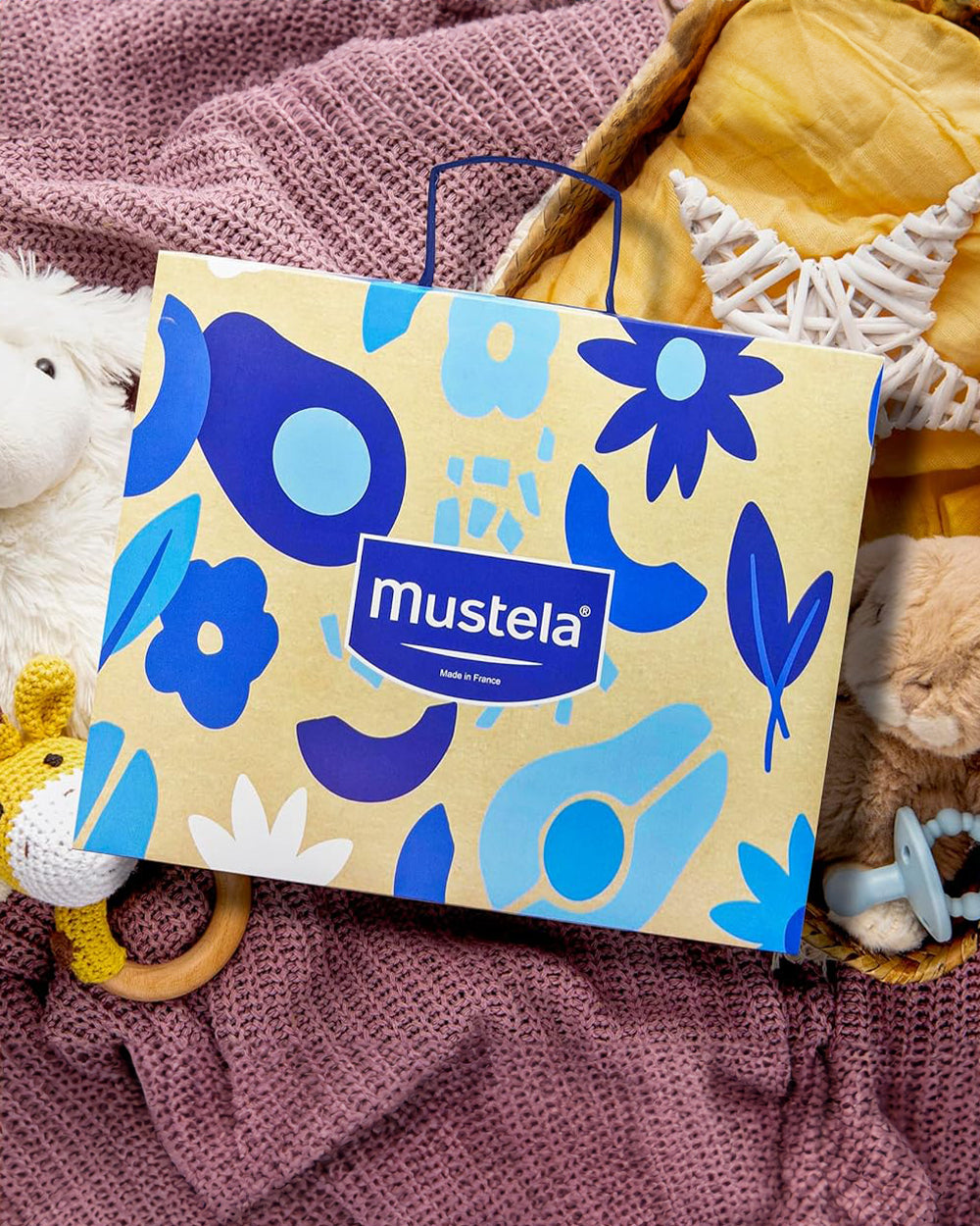 Mustela Gentle Beginning Newborn Gift SetPack of 3Bathing Set For