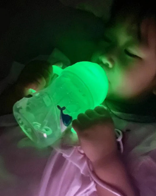 b.box Straw Sippy Cup-With Weighted Straw-Glow In The Dark-Easy Grip Handles-Flip Top Lid-240 ml