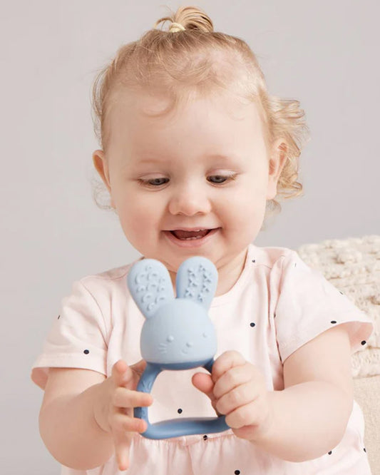 b.box Chill + Fill Teether-Refillable with Ice & Water-Provide Cooling Effect for Inflamed & Achy Gums-Multi Sensory Design & Freestanding Base-Lullaby Blue-3M+