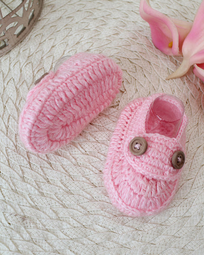 Woonie Pastel Pink Booties-Embroidered-Acrylic Handmade-For Infants