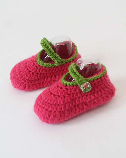 Woonie Cranberry Booties-Embroidered-Acrylic Handmade-For Infants