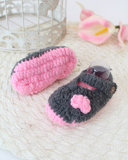 Woonie Grey & Pink Cap & Booties Set-Acrylic-Handmade-For Infants