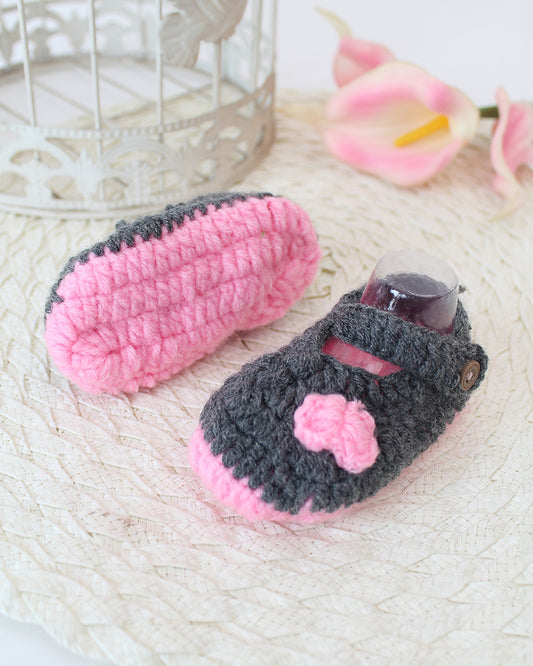 Woonie Grey & Pink Cap & Booties Set-Acrylic-Handmade-For Infants