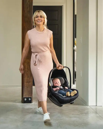 Nuna Arra Next Baby Car Seat-Rear Facing-3 Positions & 157 Degrees Flat Reclining Seat-Lightweight-10 Positions Adjustable Headrest-For 0 to 1.5Y (Upto 13 Kg)-Caviar