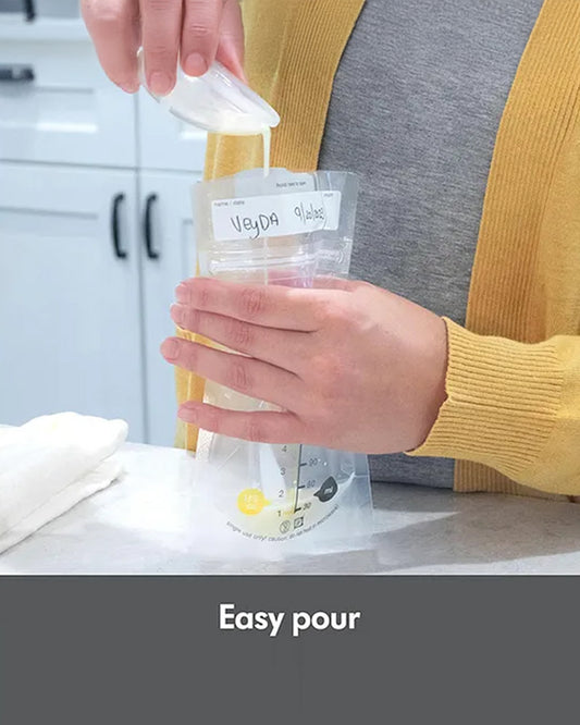 Medela Easy Pour Disposable Breastmilk Storage Bags-180ml-Double Zipper Seal-With Measurement Markings-Pack of 25