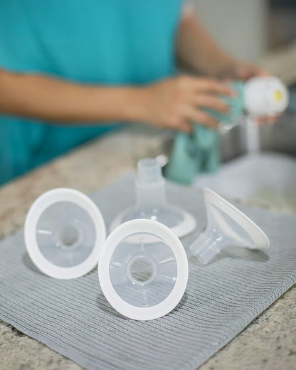 Medela Silicone PersonalFit Flex Breast Shields-105 Degree Angled For Comfortable And Efficient Pumping-BPA Free-Pack of 2