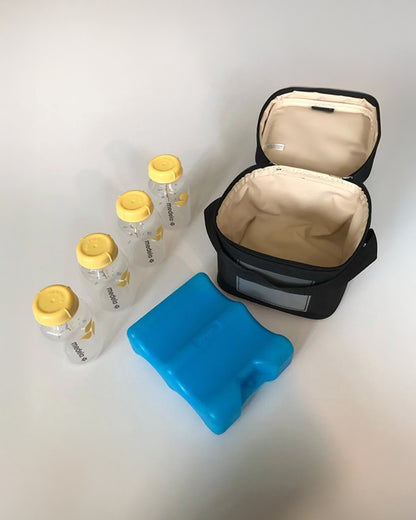 Medela Insulated Cooler Bag With 4 Breastmilk Collection Bottles (150ml each) & 1 Cooling Element-Breastmilk Storage Kit