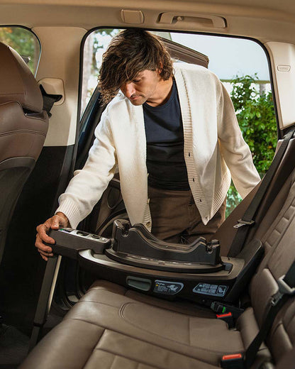 Nuna Cari Next Carry Cot With Base Curv-Carry Cot Features (Doubling As Car Seat and Carry Cot, 3 Point Harness, Upto 13 Kg)-Base Features (Smart Swivel Lock- Button For 360 Degrees Rotation Adjustment)-Granite & Caviar