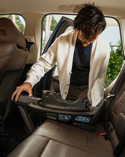 Nuna Arra Next Car Seat With Base Curv-Car Seat Features (Rear Facing, 3 Positions & 157 Degrees Flat Reclining Seat, For 0 to 1.5Y-Base Features (Smart Swivel Lock, Steel Stability Leg)-Granite & Caviar