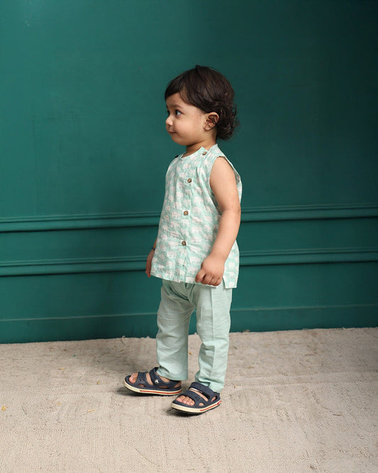 Polka Tots Light green Jhabla Set-Elephant Print-Cotton-For Infants