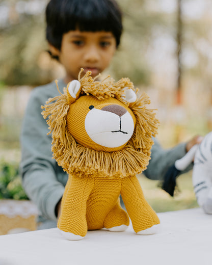 Nesta Toys Leo The Lion-Knitted Cotton Soft Toy-Encourages Imaginative Play-0M+