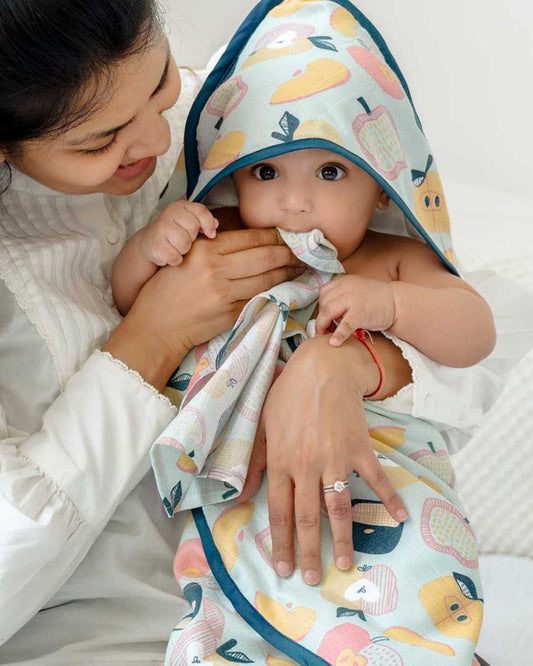 Cocoon Care Bamboo Muslin Bandana Bib & Wash Cloth-Apple Splash-Super Absorbent-For Infants