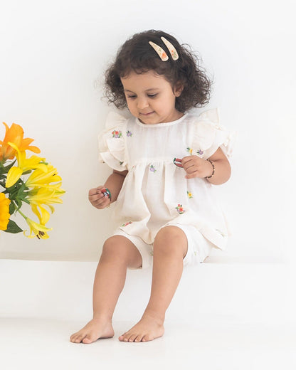 Rattle & Co. White & Beige Hair Clips-Embroidered-Cotton-Pack of 3-For Infants