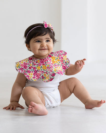 Rattle & Co Chasing Flower Fields Scalloped Bib With Bow-Cotton-Snap Button-0M+