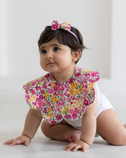 Rattle & Co Chasing Flower Fields Scalloped Bib With Bow-Cotton-Snap Button-0M+