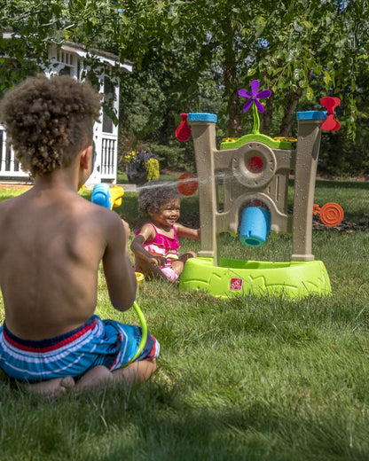 Step2 Waterpark Arcade-Outdoor Toy-Hose Connected Water Blaster With Multi Target Splash Wall & Spill Bucket-36M+