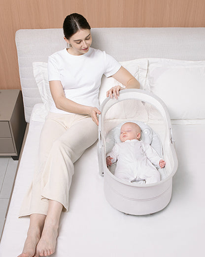 Mastela 4 in 1 Swing & Bassinet-12 Melodies-Adjustable Backrest-5 Points Harness-Breathable Mesh Sides & Soft Headrest-For 0 to 36M (Upto 15 Kg)-White