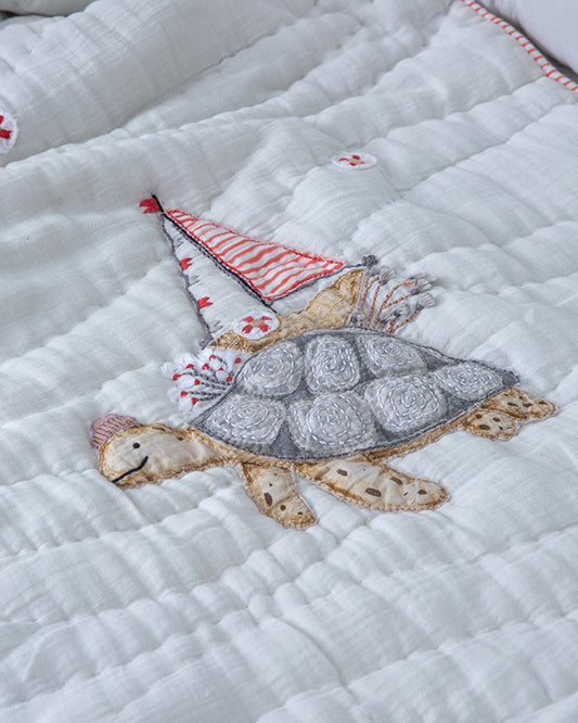 Aplito Baby Bedding Set-Turtle Tales-Hand Embroidered-100% Organic Muslin Cotton-White-For Infants