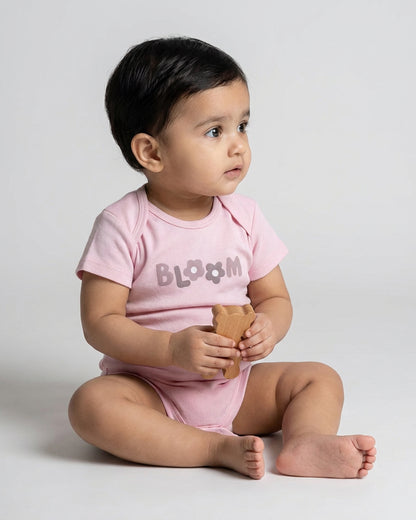 Twingle 100% Organic Cotton Bodysuit-Envelope Neck for Easy Dressing-Nickel Free Snaps-Short Sleeves-Solid-Pastel Pink-For Infants