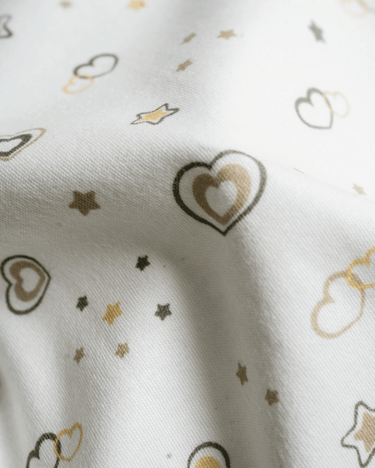 Twingle 100% Organic Cotton Sleepsuit-Zip Guard to Protect Baby's Chin & Neck-Two Way Zipper for Easy Diaper Change-Inbuilt Booties & Mittens-Hearts & Stars Print-White-For Infants
