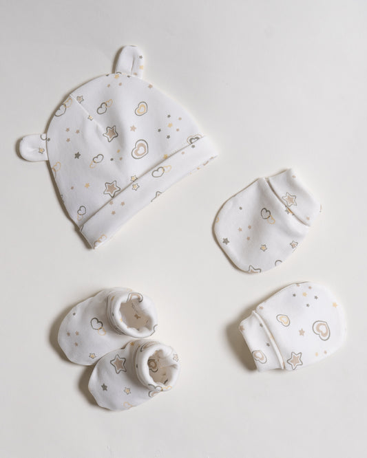 Twingle 100% Organic Cotton-Baby Cap, Booties & Mittens Set-Snug & Secure Fit-Tag-Free Comfort-White-Hearts & Stars Print-For Infants