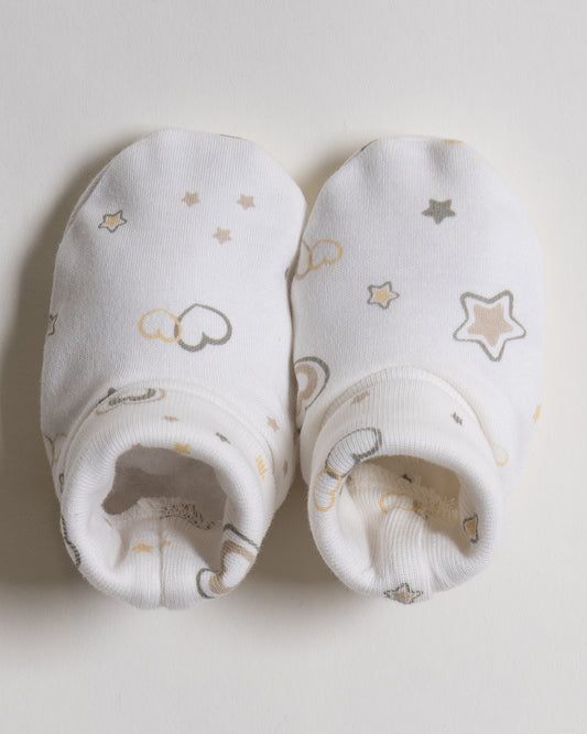 Twingle 100% Organic Cotton-Baby Cap, Booties & Mittens Set-Snug & Secure Fit-Tag-Free Comfort-White-Hearts & Stars Print-For Infants