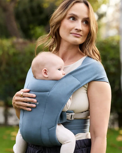 Ergobaby Embrace Baby Carrier-With 3 Carry Positions-Hip Healthy Certified-Breastfeeding Friendly-Cushioned Neck Support-For 0 to 12M (3.2 to 11.3 Kg)-Oxford Blue