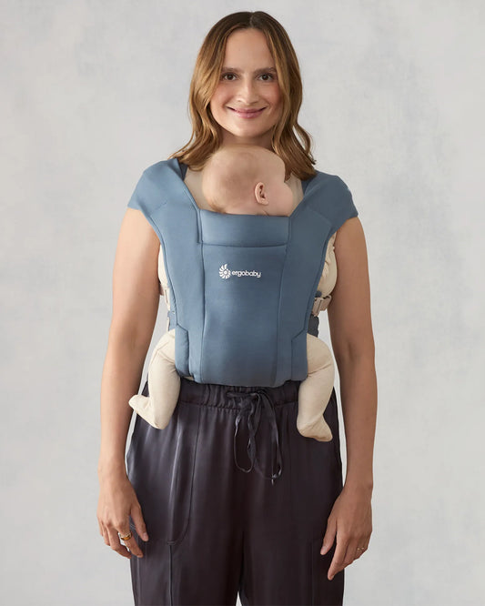 Ergobaby Embrace Baby Carrier-With 3 Carry Positions-Hip Healthy Certified-Breastfeeding Friendly-Cushioned Neck Support-For 0 to 12M (3.2 to 11.3 Kg)-Oxford Blue