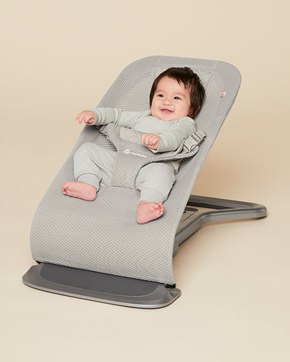 Ergobaby 3 in 1 Evolve Mesh Baby Bouncer-Folds Flat For Easy Transport & Storage-Head To Hip Support-Helps Prevent Flat Head Syndrome-For 0 to 2Y (2 to 13Kg)-Light Grey