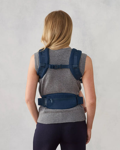Ergobaby Omni Deluxe Mesh Baby Carrier-With 4 Carry Positions-SoftFlex Mesh For Easy Airflow-6 Storage Pockets-Adjustable Head Support-Breastfeeding Friendly-For 0 to 4Y (3.2 to 20 Kg)-Midnight Blue