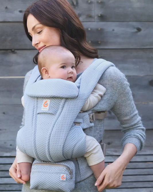 Ergobaby Omni Deluxe Mesh Baby Carrier-With 4 Carry Positions-SoftFlex Mesh For Easy Airflow-6 Storage Pockets-Adjustable Head Support-Breastfeeding Friendly-For 0 to 4Y (3.2 to 20 Kg)-Serene Blue