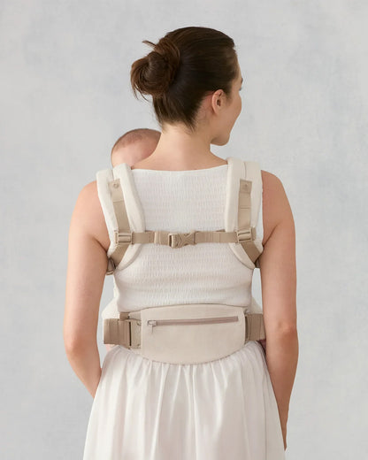Ergobaby Omni Deluxe Linen Baby Carrier-With 4 Carry Positions-SoftFlex Mesh For Easy Airflow-6 Storage Pockets-Adjustable Head Support-Breastfeeding Friendly-For 0 to 4Y (3.2 to 20 Kg)-Natural Linen