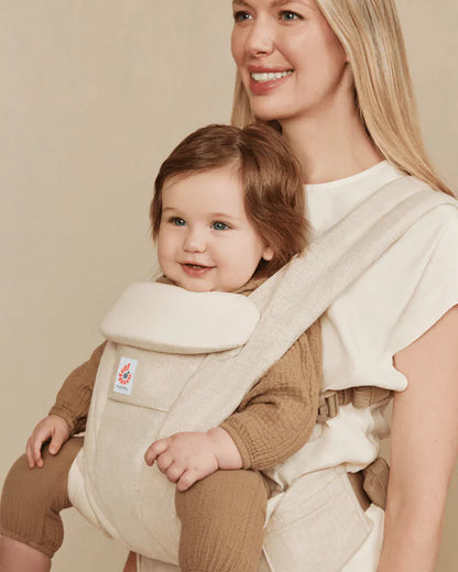 Ergobaby Omni Deluxe Linen Baby Carrier-With 4 Carry Positions-SoftFlex Mesh For Easy Airflow-6 Storage Pockets-Adjustable Head Support-Breastfeeding Friendly-For 0 to 4Y (3.2 to 20 Kg)-Natural Linen