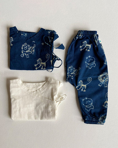 Whitewater Kids Blue & White Jhabla Set-Half Sleeve-Animal Pattern-Organic Cotton-For Infants