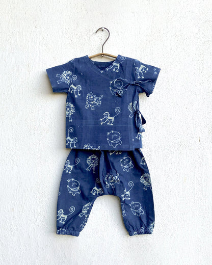 Whitewater Kids Blue & White Jhabla Set-Half Sleeve-Animal Pattern-Organic Cotton-For Infants