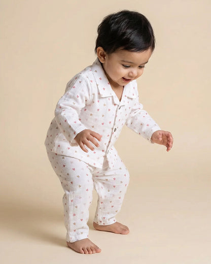 Twingle 100% Organic Muslin Nightsuit-Prevents Overheating-Naturally Temperature Regulating for Better Sleep-Soft Elasticated Waistband-Tiny Hearts-White-For Infants