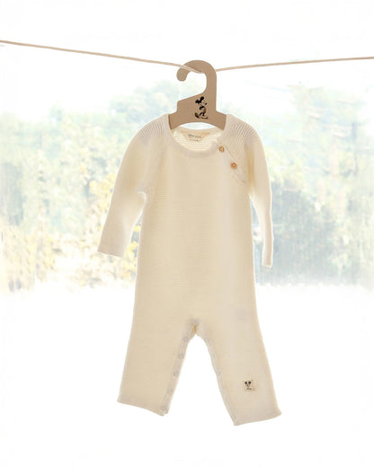 Pluchi Off White Sleepsuit-Solid-100% Cotton-For Infants