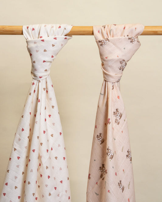Twingle 100% Organic Muslin Swaddle & Blanket Set-Mama Deer-Generously Sized Swaddles & 4-Layer Muslin Blanket-All-Season Comfort-White & Pastel Pink-For Infants