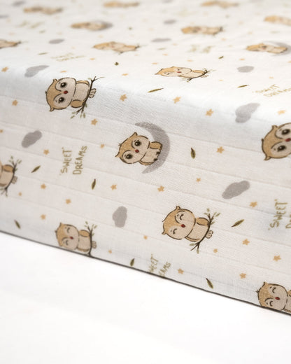 Twingle 100% Organic Muslin Sleepy Owls Baby Bedding Set-Pack of 5-Reversible Quilt, All-round Elastic Bedsheet, Pillow & Bolsters-White & Beige-For Infants
