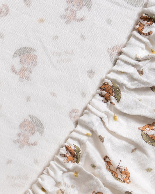 Twingle 100% Organic Muslin Fitted Cot Bedsheet-Generously Sized-Secured All-Round Elastic for Snug Fit-Softens with each Wash-Cozy Roars Print-White-Pack of 1-For Infants