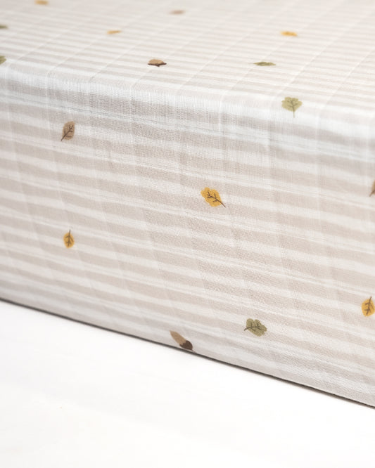 Twingle 100% Organic Muslin Fitted Cot Bedsheet-Generously Sized-Secured All-Round Elastic for Snug Fit-Softens with each Wash-Autumn Vibes Print-White & Grey-Pack of 1-For Infants